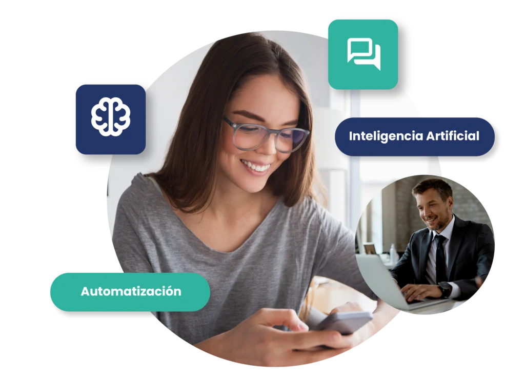 Mujer con gafas viendo su celular y sonriendo junto a ella hay un señor de vestido trabajando felizmente en su computador portátil